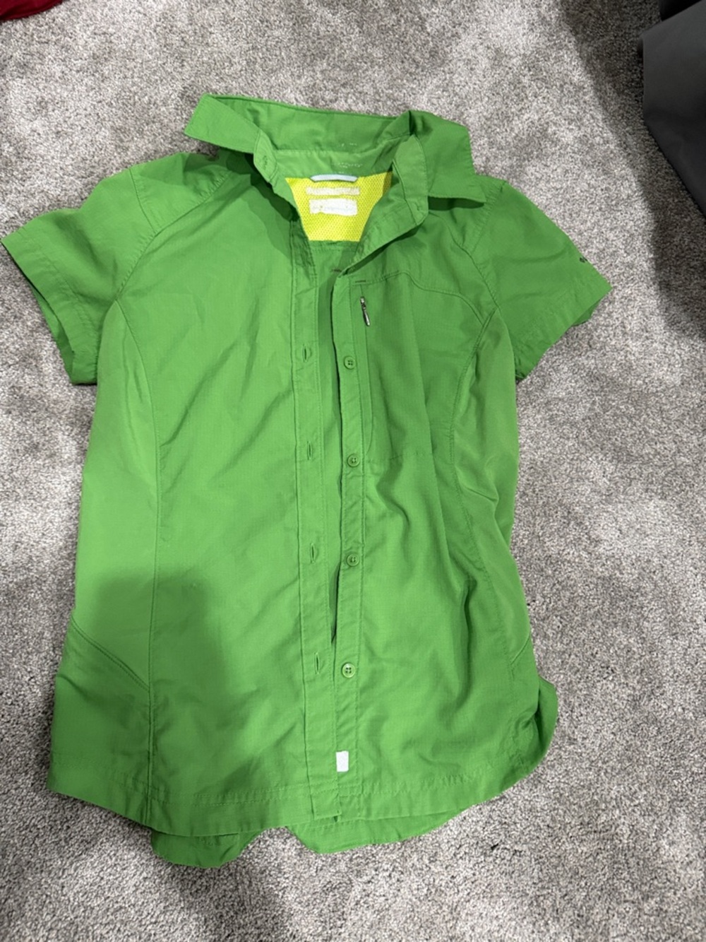 Columbia Bright Green Short-Sleeve Button-Down Shirt